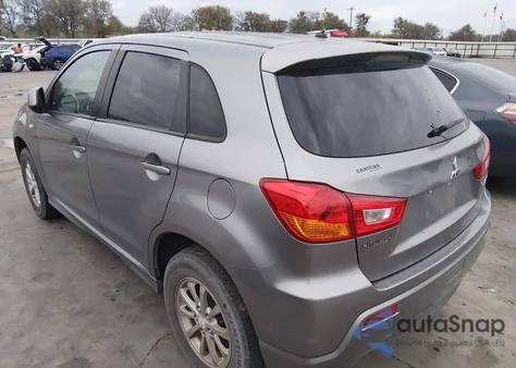 2011 Mitsubishi Outlander Sport Es z USA, uszkodzony, nr VIN JA4AP3AU5BZ003102